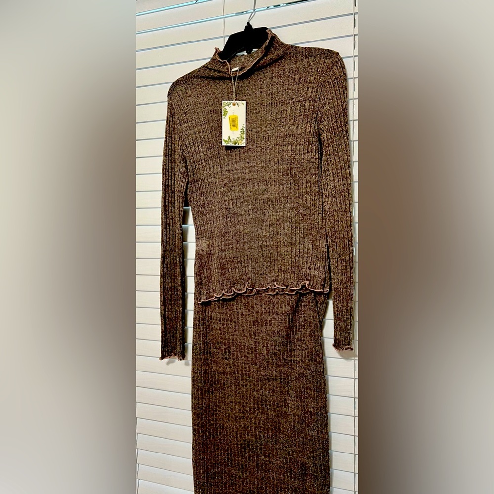 CHELSEA AND VIOLET metallic two piece top and midi skirt